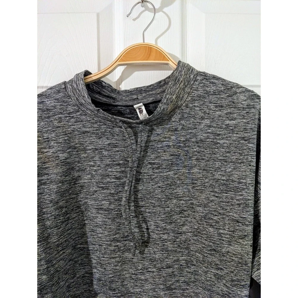 Zella Gray Cropped Pullover Drawstring Mock Neck Long Sleeve Top Size L NWOT‎